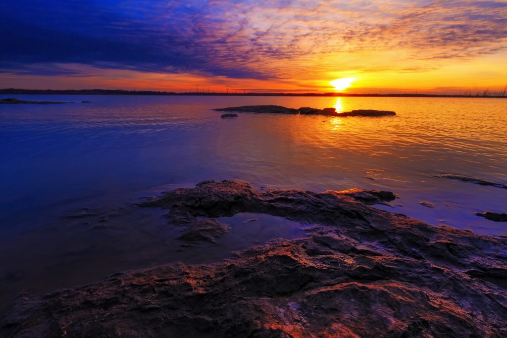 autumn-sunset-lake-of-the-ozarks-missouri