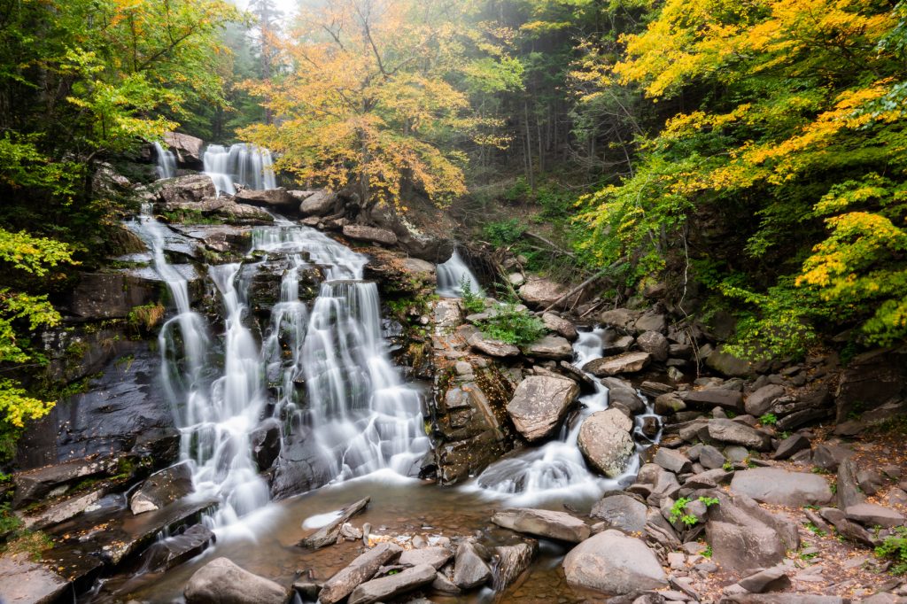 bastion-waterfalls-autum-color-catskill-mountains-new-york